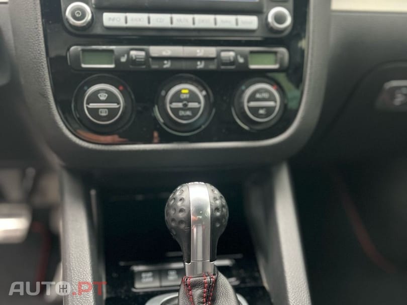 Volkswagen Golf 30 anos