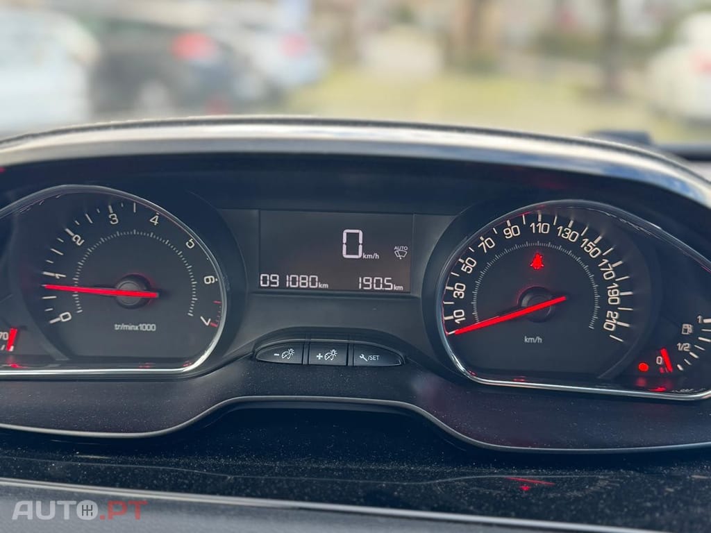 Peugeot 208 1.2 VTi Active