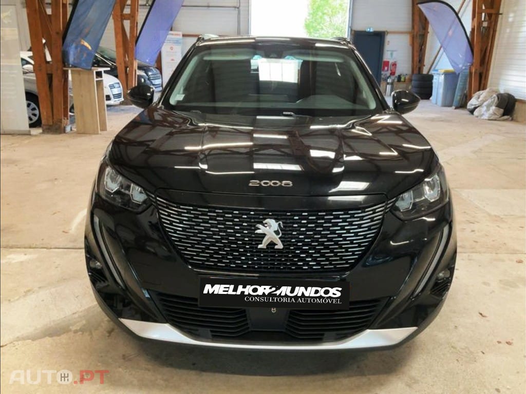 Peugeot 2008 1.5 BlueHDi Allure EAT8