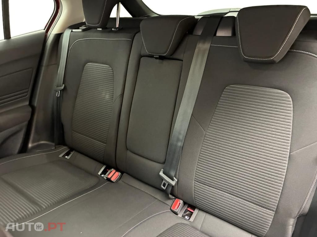 Ford Focus 1.0 Flexifuel mHEV Powershift Titanium X Business