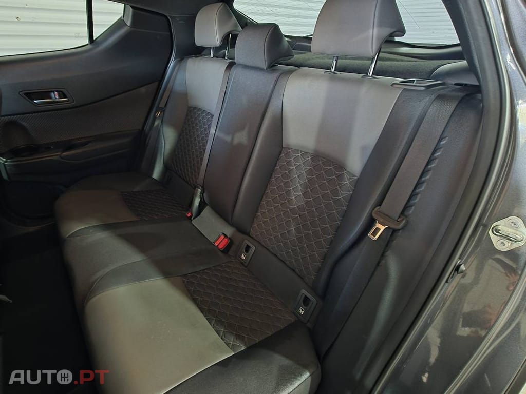 Toyota C-HR 1.8 Hybrid Exclusive+P.Luxury