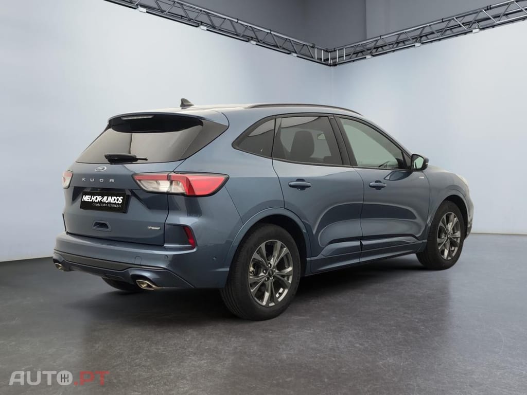 Ford Kuga 2.5 Powershift FHEV ST-Line