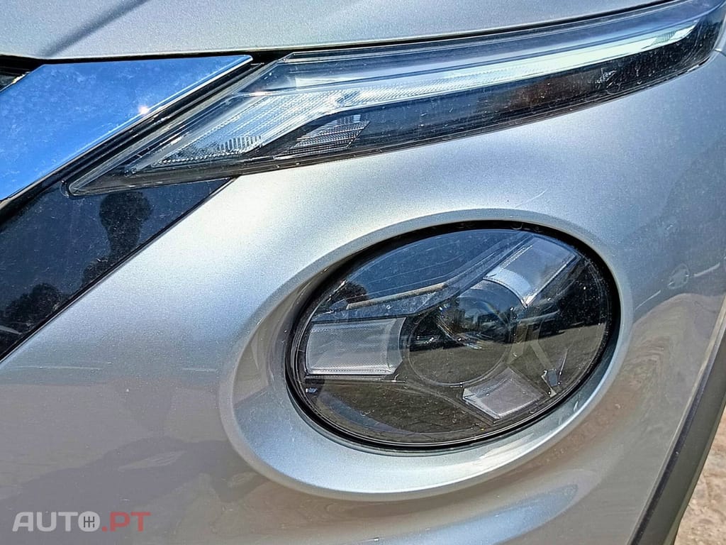 Nissan Juke 1.0 DIG-T N-Design Silver DCT