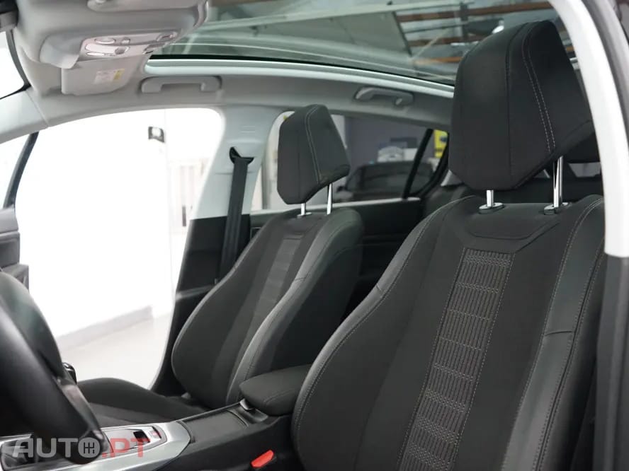 Peugeot 308 1.2 PureTech Allure Pack