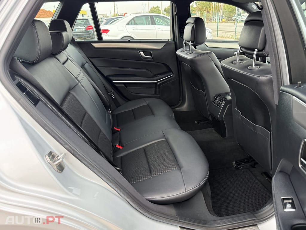 Mercedes-Benz E 220 CDI Avantgarde BE Auto.