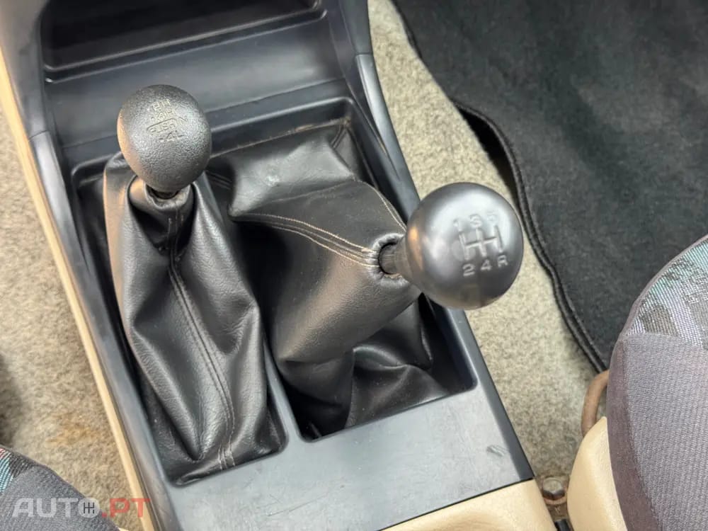 Nissan Terrano Outro