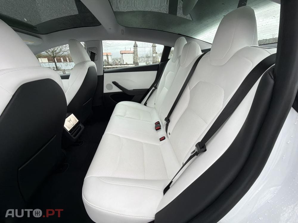 Tesla Model 3 Long Range AWD Dual Motor