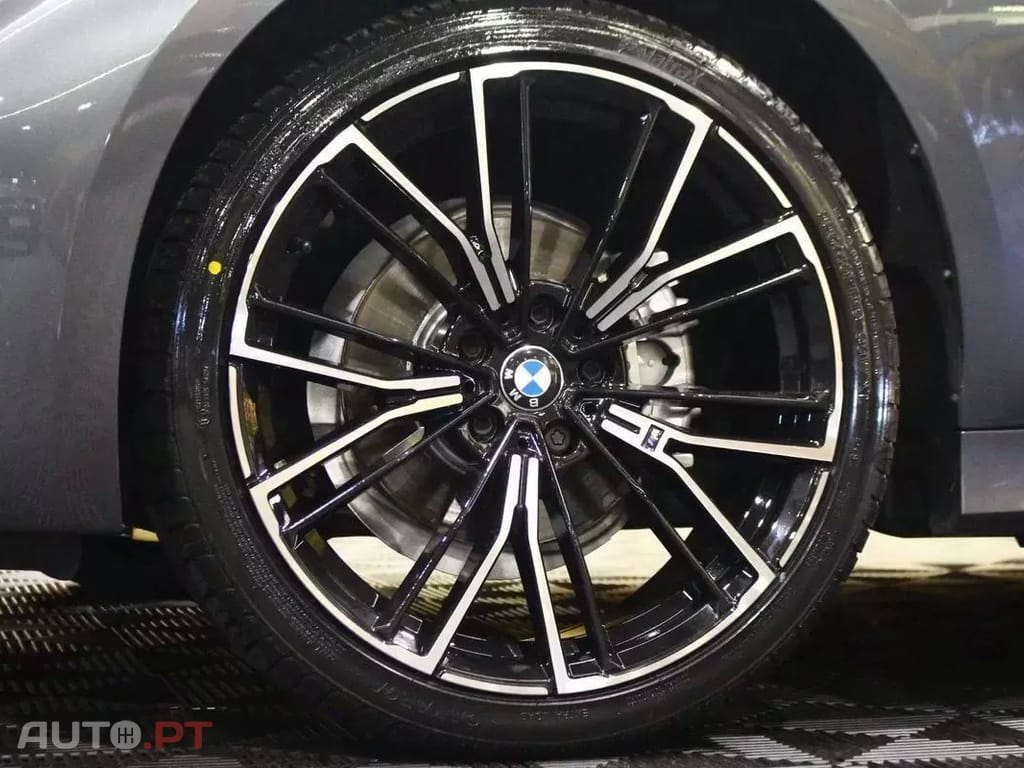 BMW 318 d Line Luxury Auto