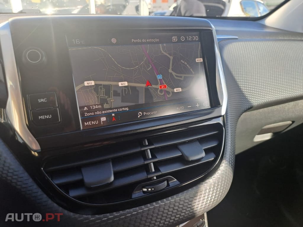 Peugeot 2008 1.2 PureTech Allure