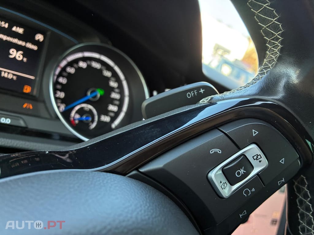 Volkswagen Golf 2.0 TSi R DSG