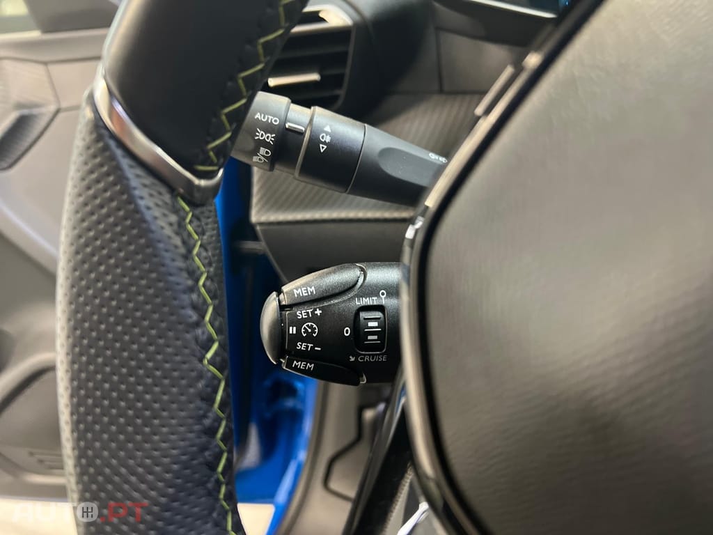 Peugeot E-208 50 kWh GT