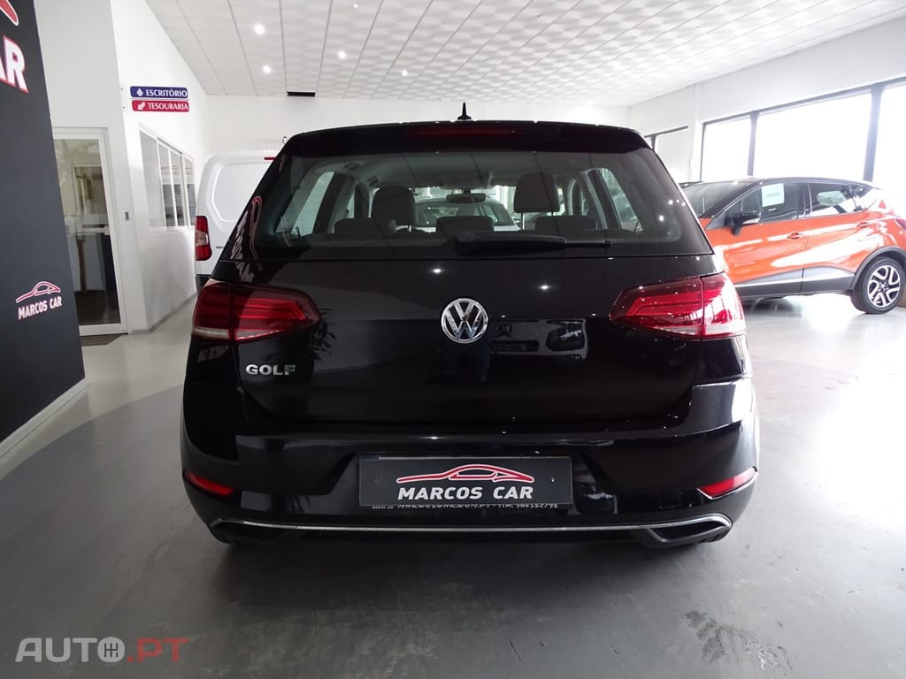 Volkswagen Golf 1.0 TSI Confortline