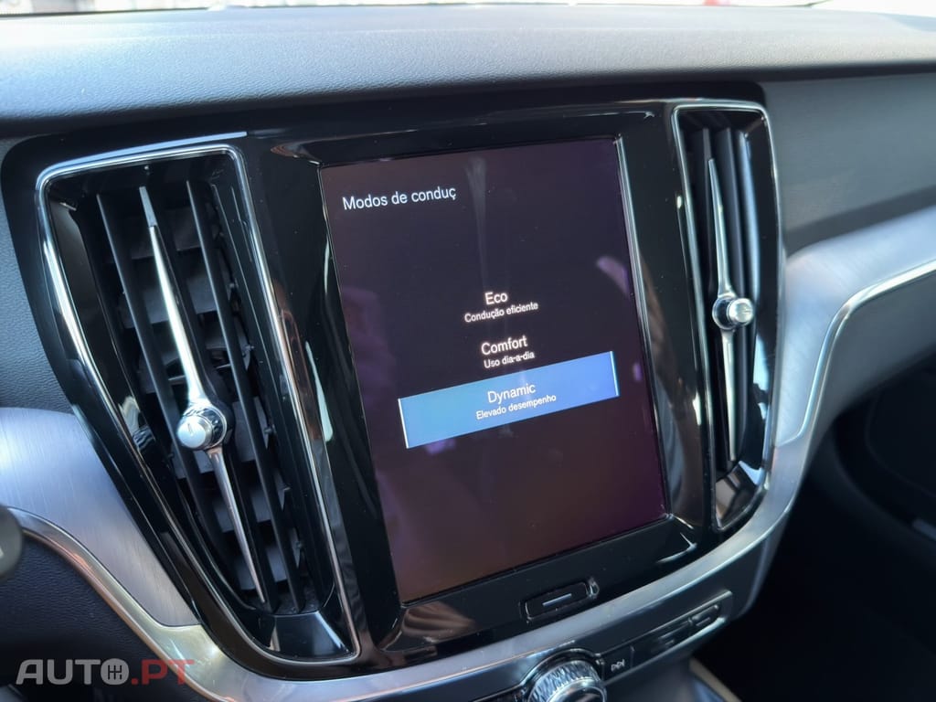 Volvo V60 2.0 D3 Momentum