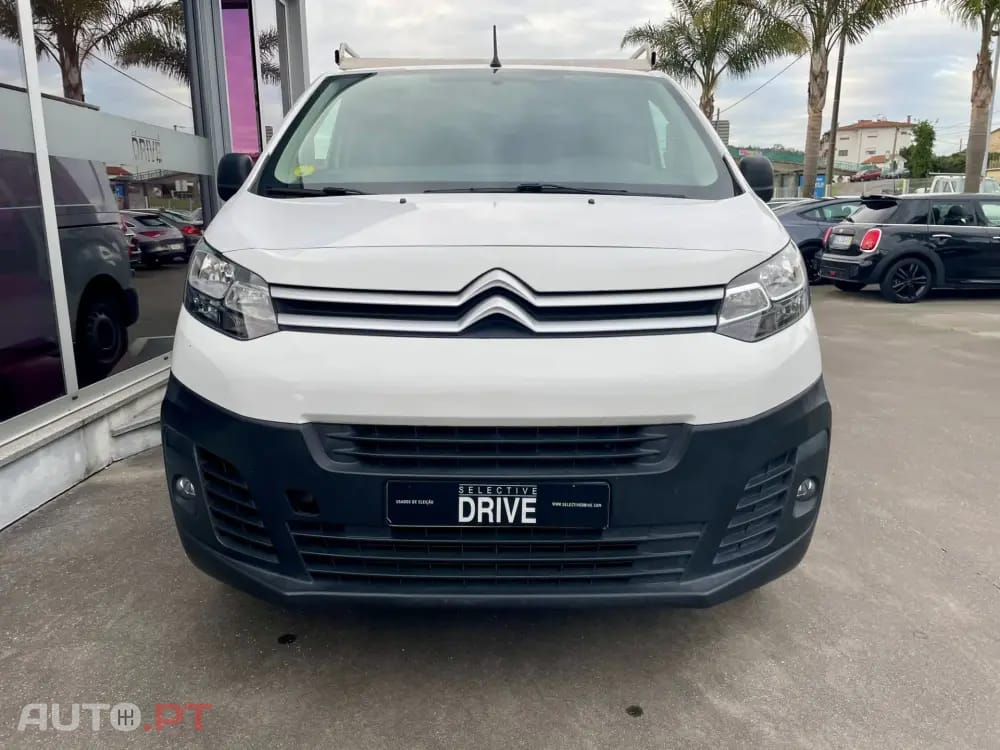 Citroen Jumpy Outro