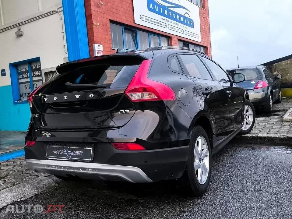 Volvo V40 1.6 D2 Momentum Powershift Eco