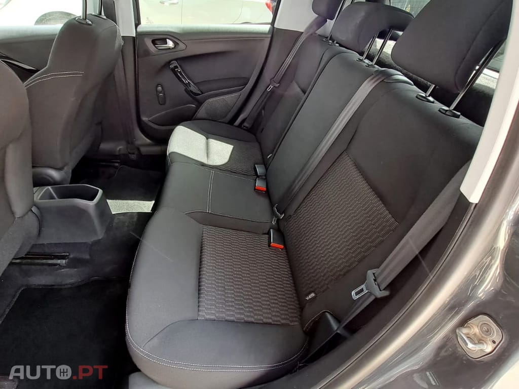 Peugeot 208 1.2 PureTech Style