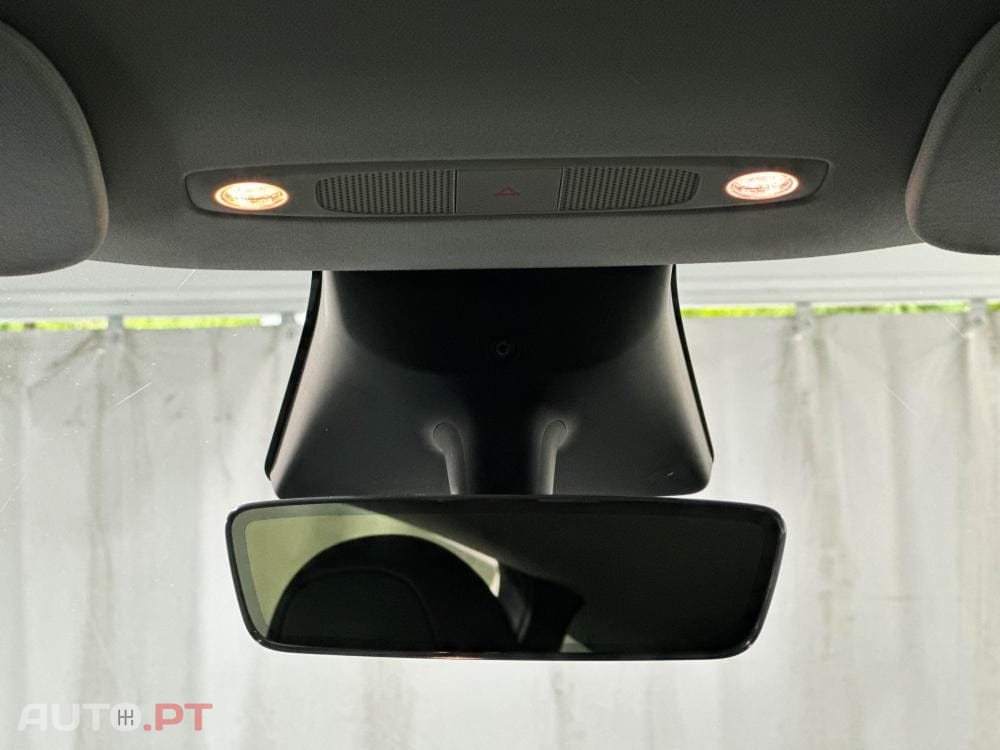 Tesla Model Y Performance Dual Motor AWD