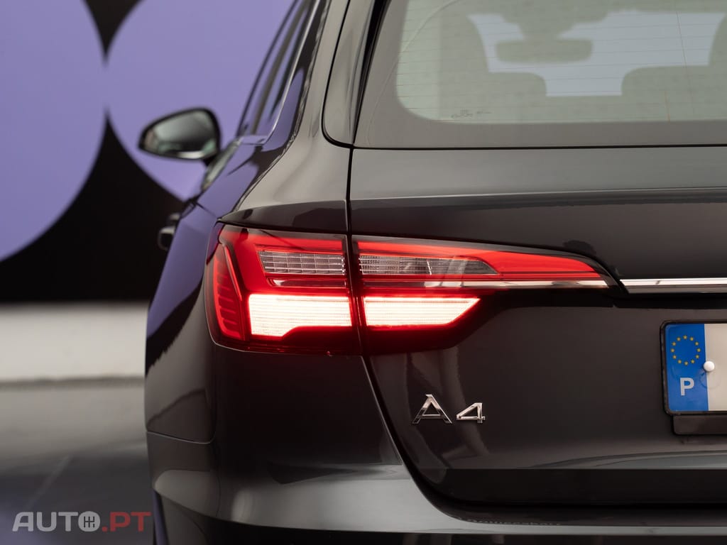 Audi A4 Avant 30 TDI S tronic
