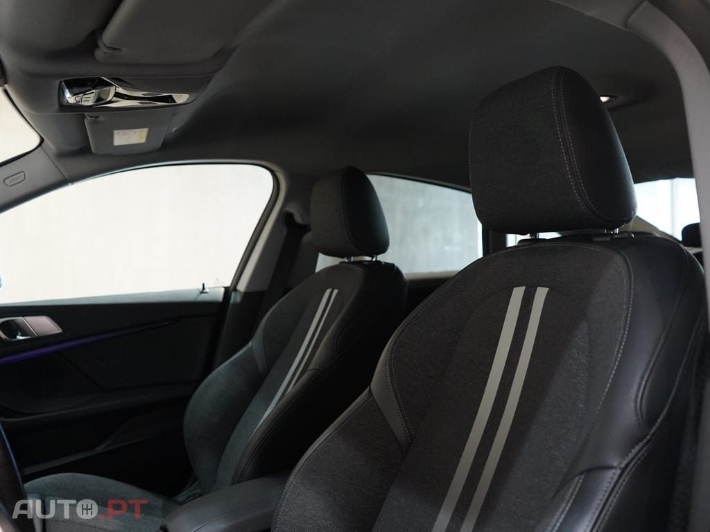 BMW 218 d Line Sport