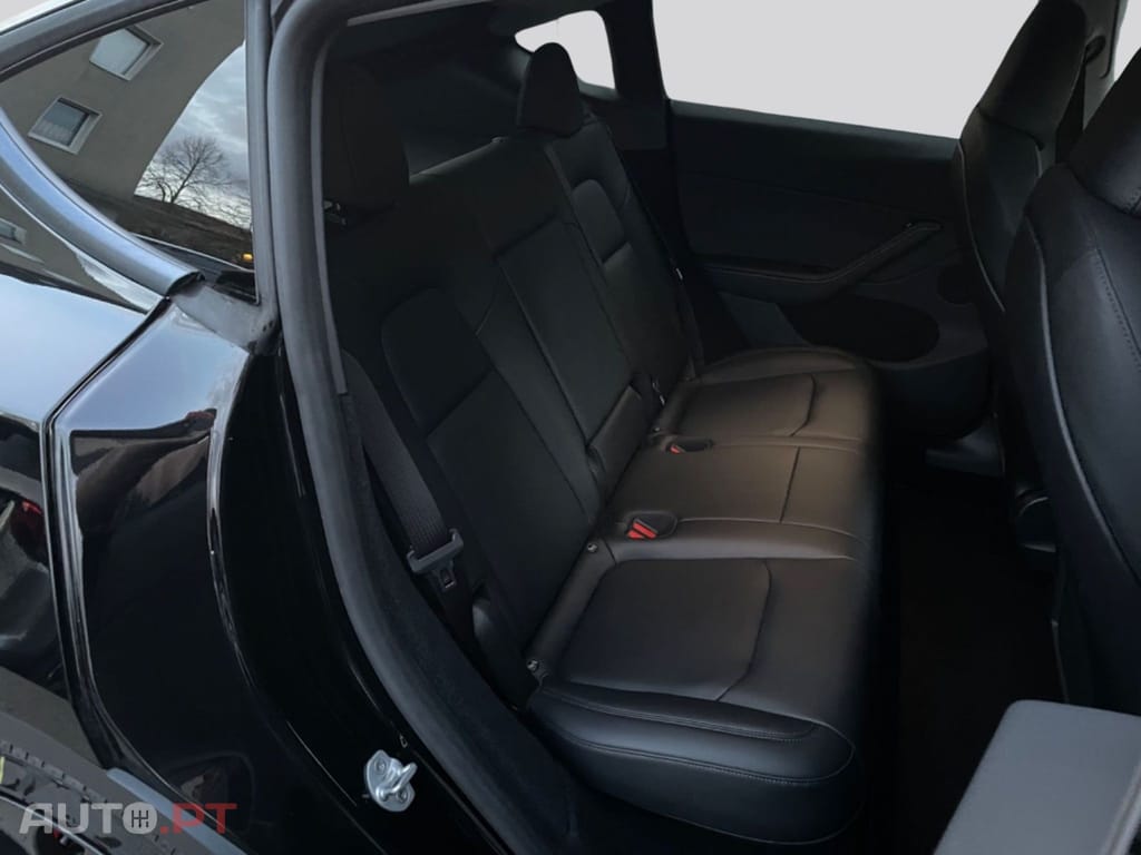 Tesla Model Y I.V.A DEDUTIVEL Performance Dual AWD