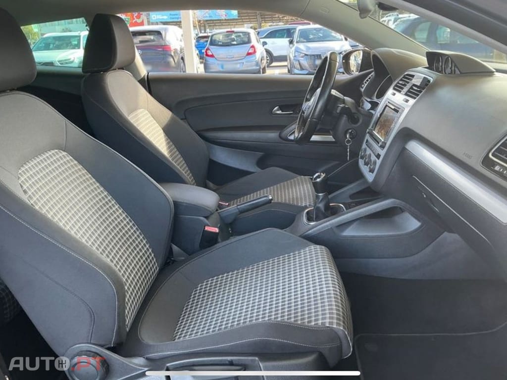 Volkswagen Scirocco 2.0 TDi R-Line BlueMotion