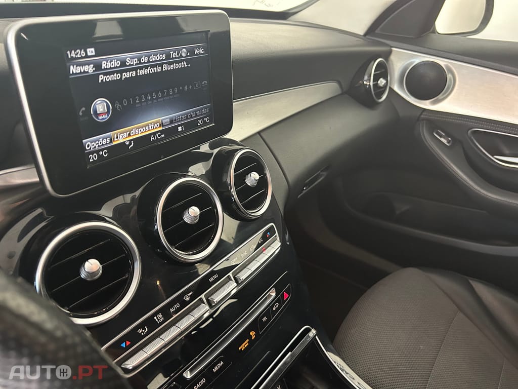 Mercedes-Benz C 300 BlueTEC Hybrid Avantgarde+