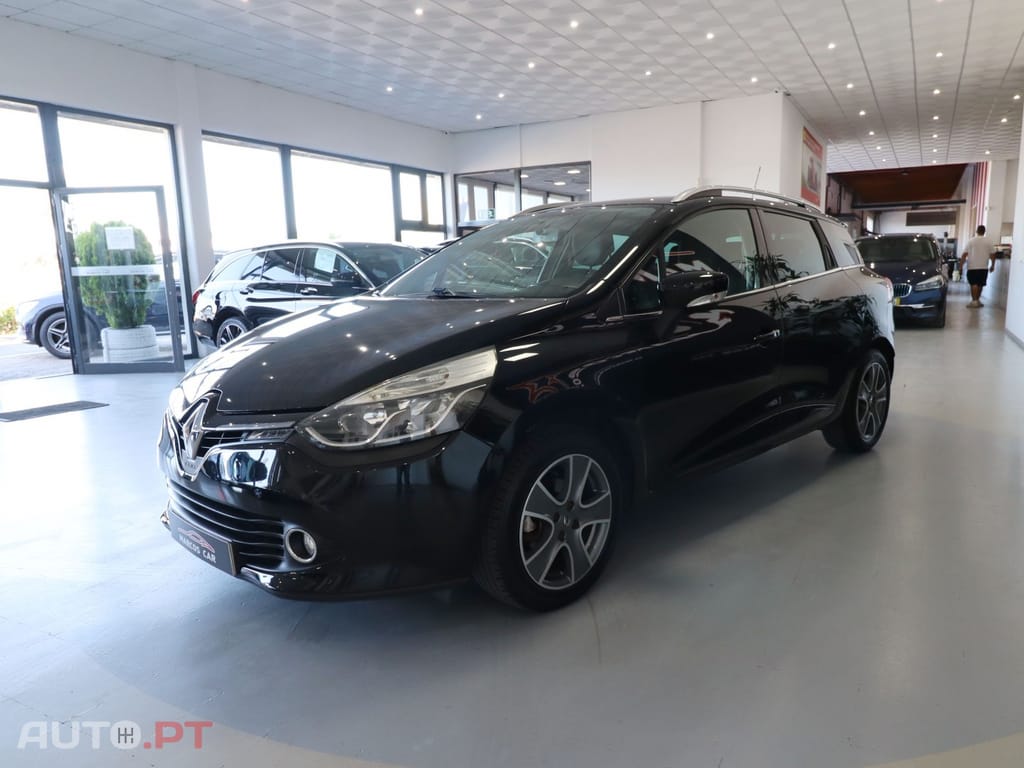 Renault Clio Sport Tourer 1.5 dCi Dynamique S — fotografia 3