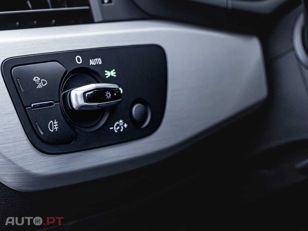 Audi A4 2.0 TDI S-line S tronic