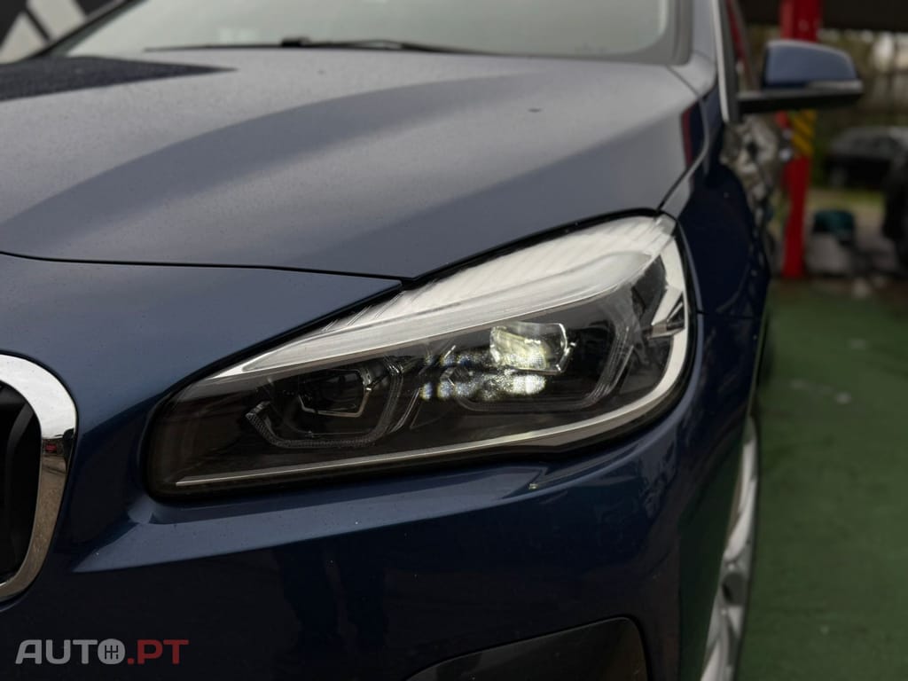 BMW 218 d 7L Line Luxury