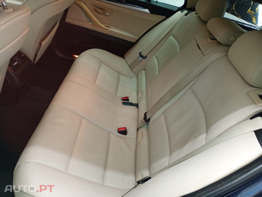 BMW 520 d xDrive Line Luxury Auto