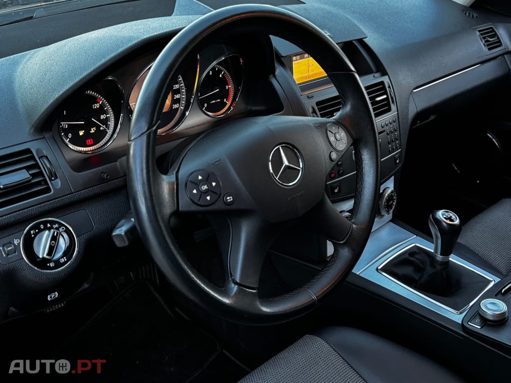 Mercedes-Benz C 220 CDi Avantgarde BlueEfficiency