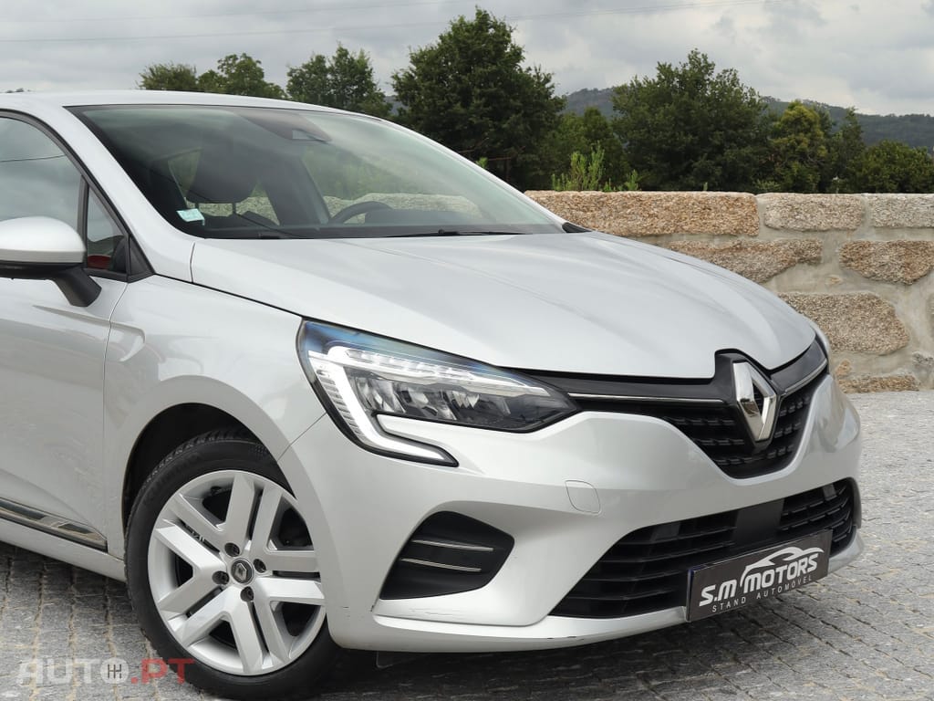 Renault Clio 1.0 TCe Limited CVT