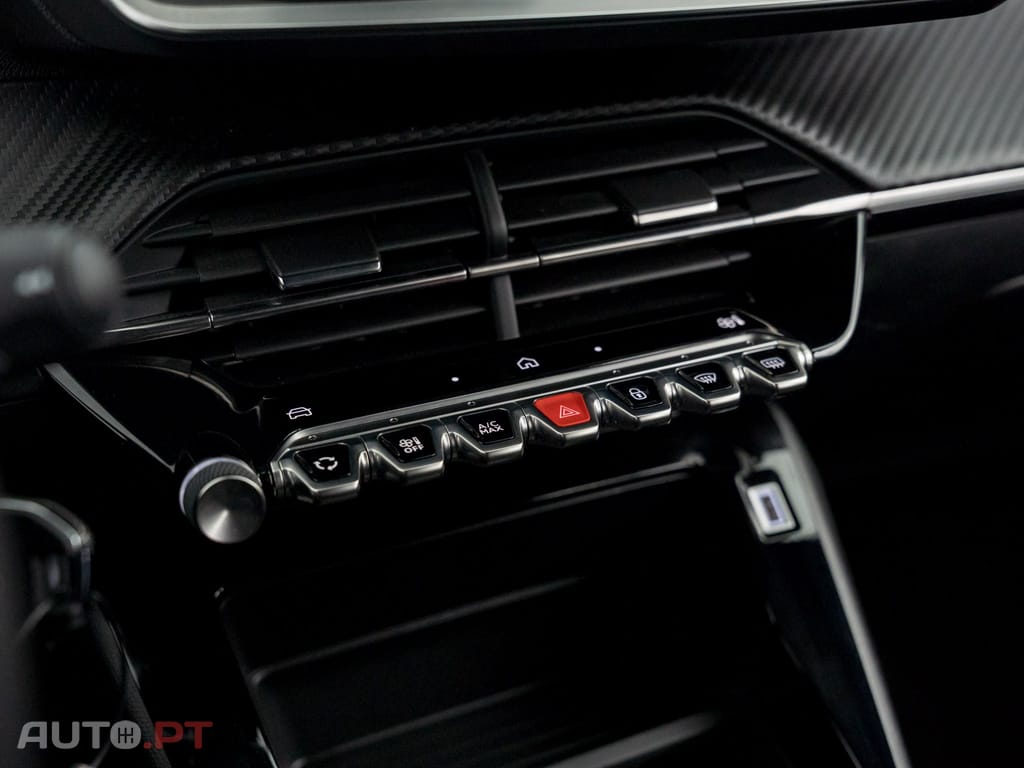 Peugeot 2008 1.2 PureTech Style