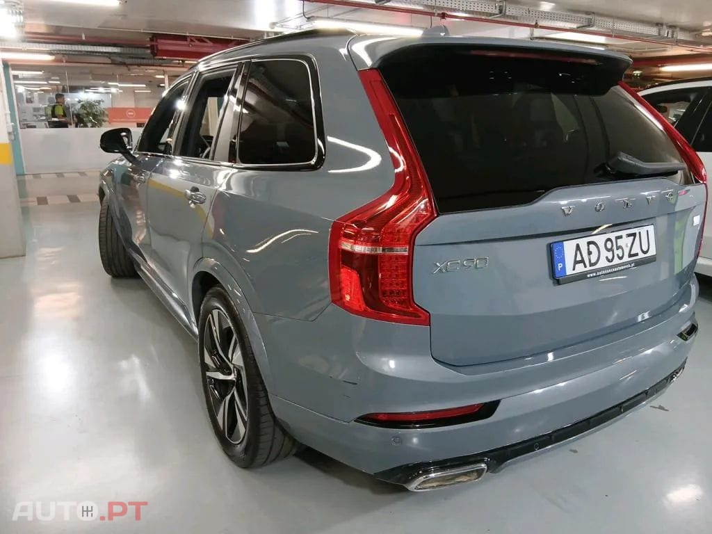 Volvo XC90 2.0 T8 PHEV R-Design AWD