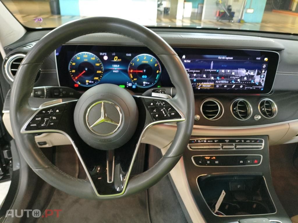 Mercedes-Benz E 300 de Avantgarde