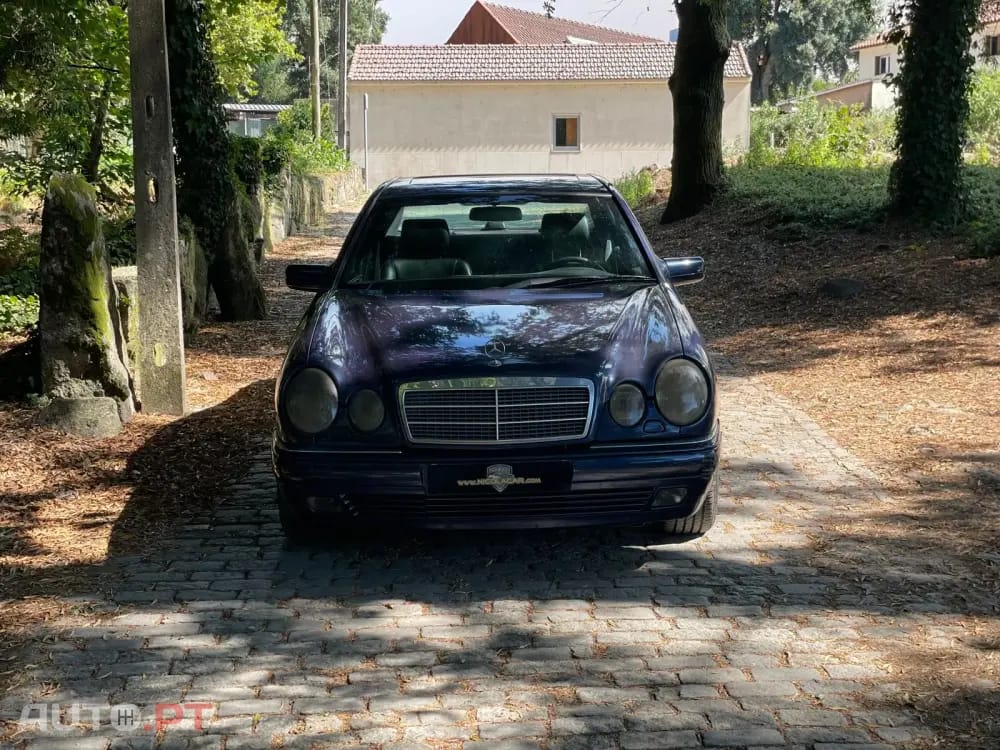 Mercedes-Benz E 300 TD Classic