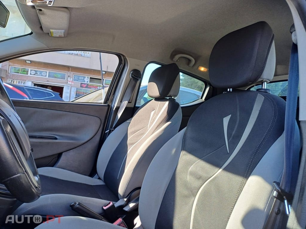 Lancia Ypsilon 1.2 S&S Fashion