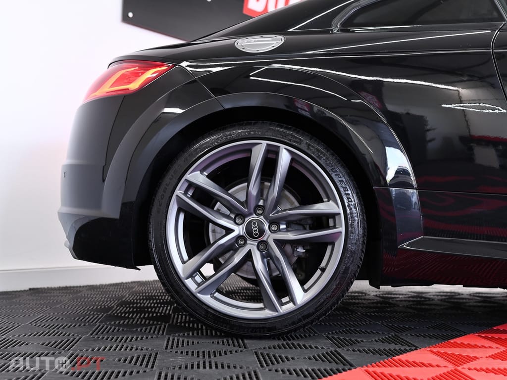 Audi TT 2.0 TFSI quattro S-line S tronic