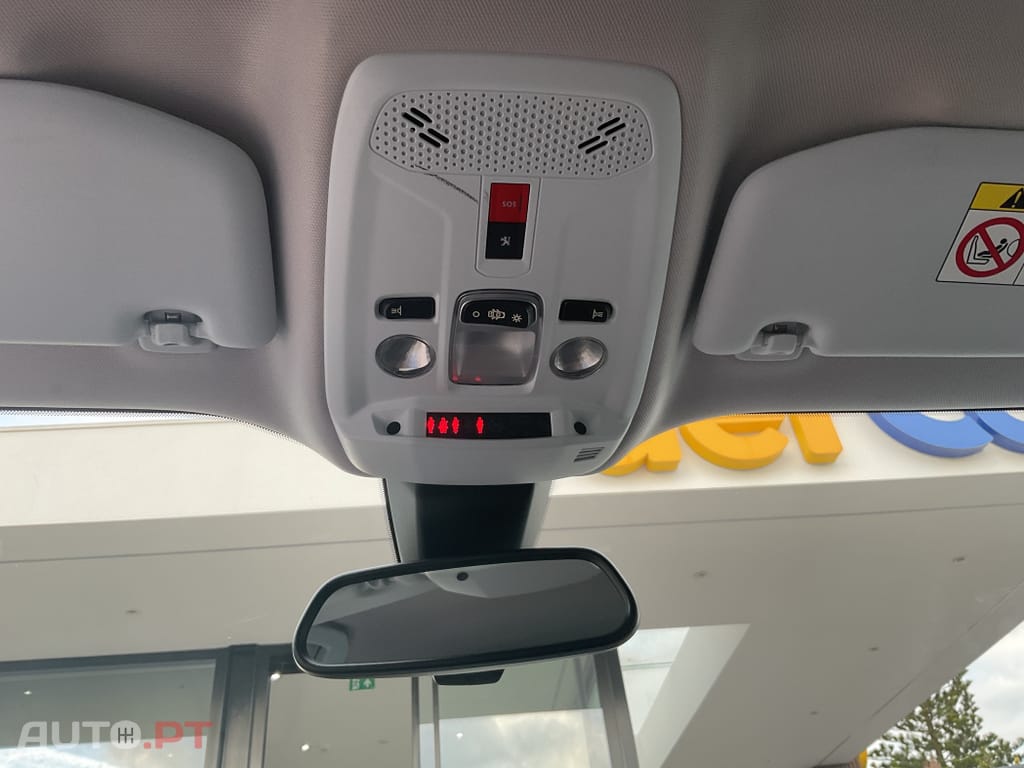 Peugeot 2008 1.2 PureTech Active