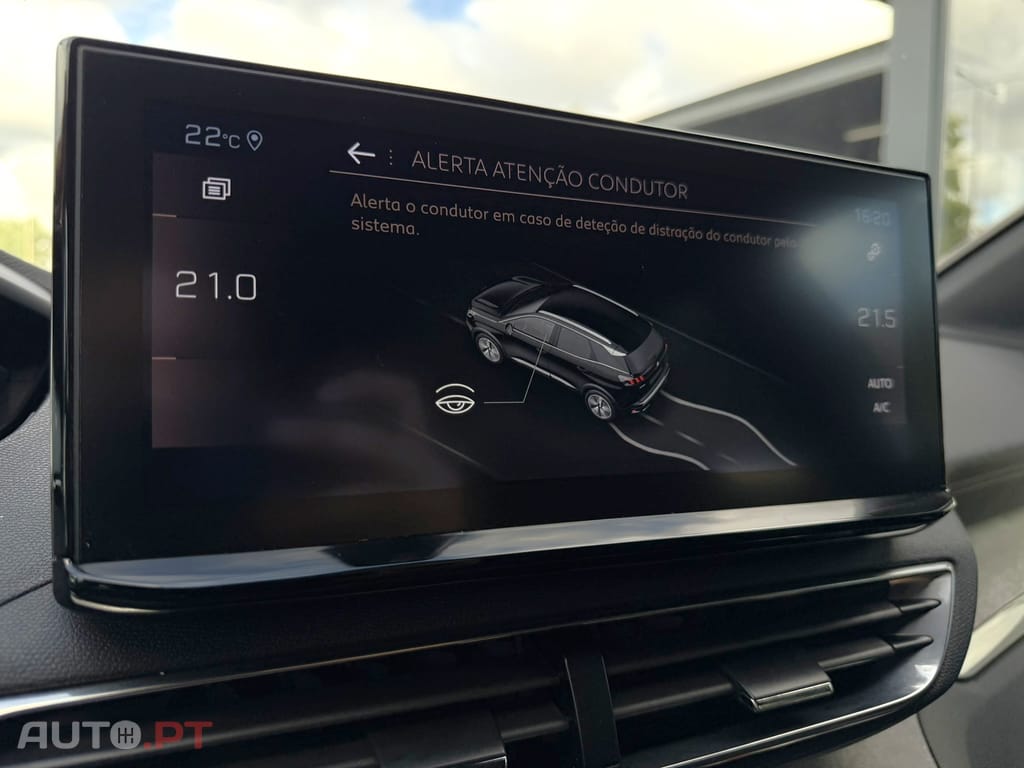 Peugeot 3008 1.5 BlueHDi GT EAT8