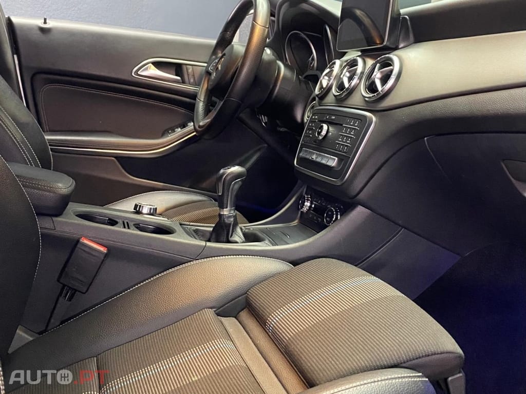 Mercedes-Benz CLA 180 d Shooting Brake Urban