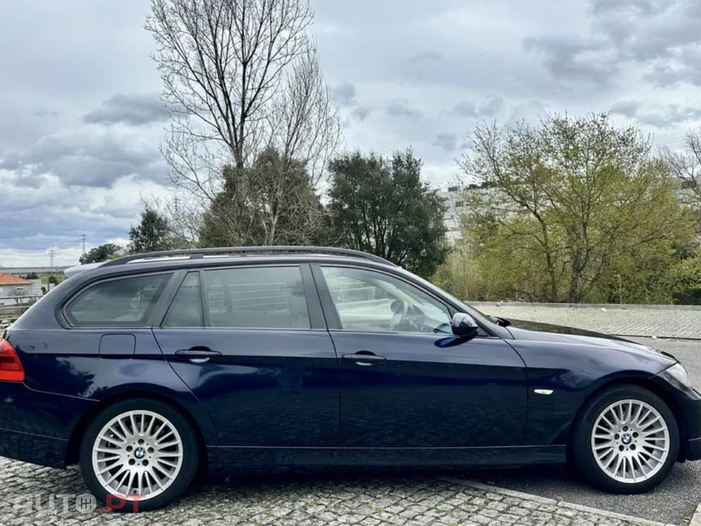 BMW 320 320D Touring Sport