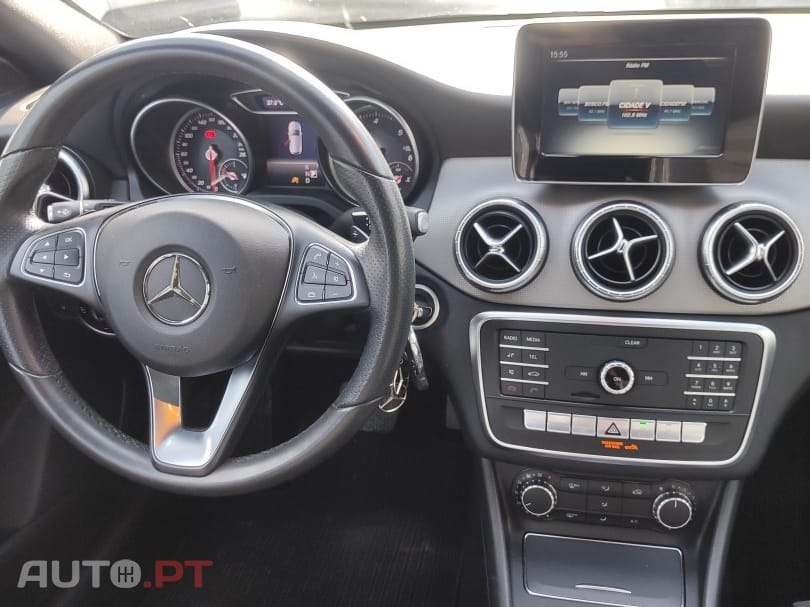 Mercedes-Benz CLA 180 d Shooting Brake Urban Aut.