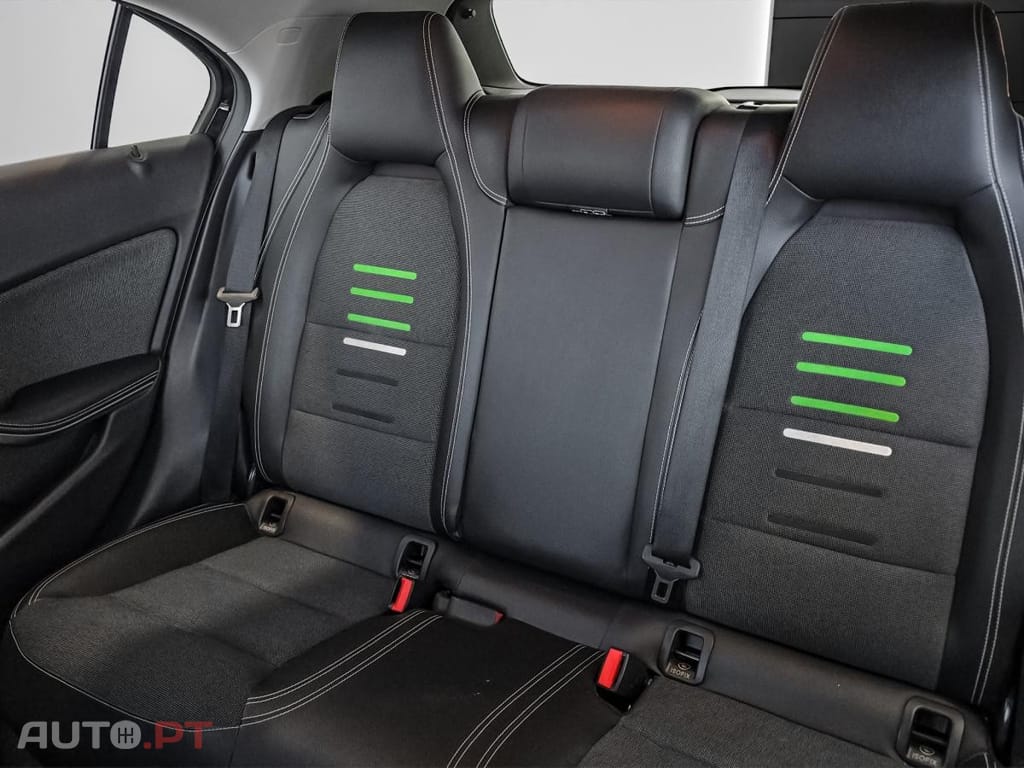 Mercedes-Benz A 180 d prestige — fotografia 12