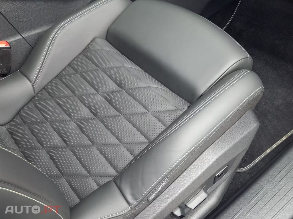 Peugeot E-3008 GT I.V.A DEDUTIVEL