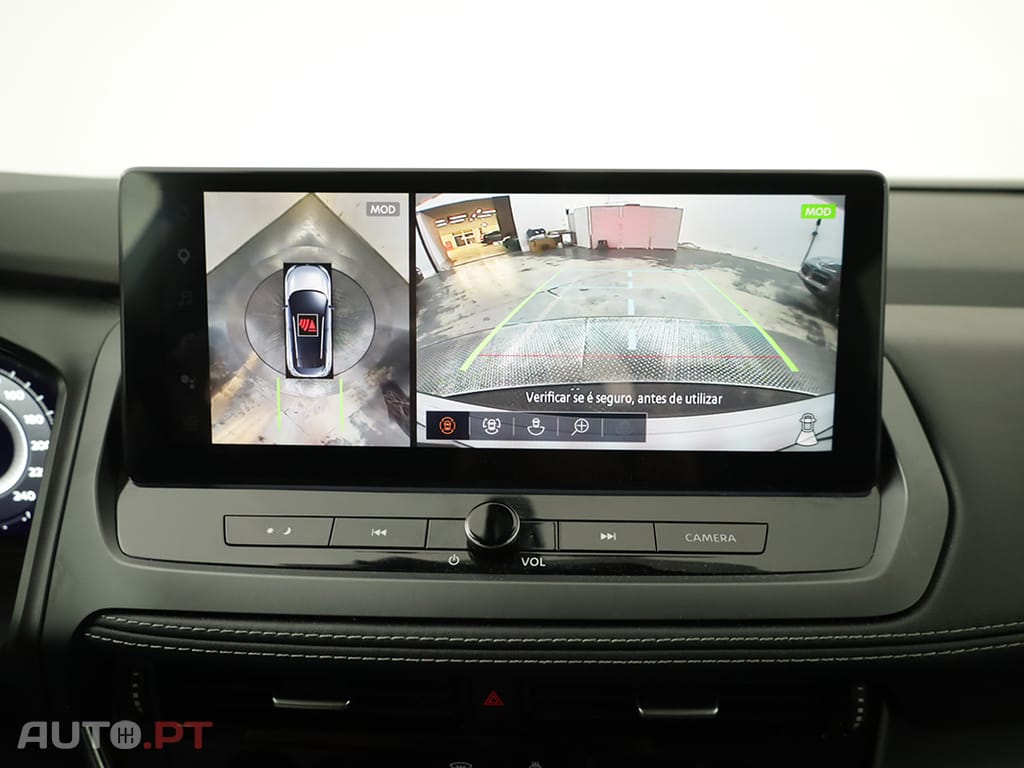 Nissan Qashqai Qashqai 1.3 DIG-T N-Connecta LED Xtronic