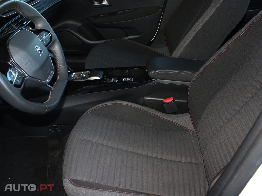 Peugeot E-208 50 kWh Active Pack