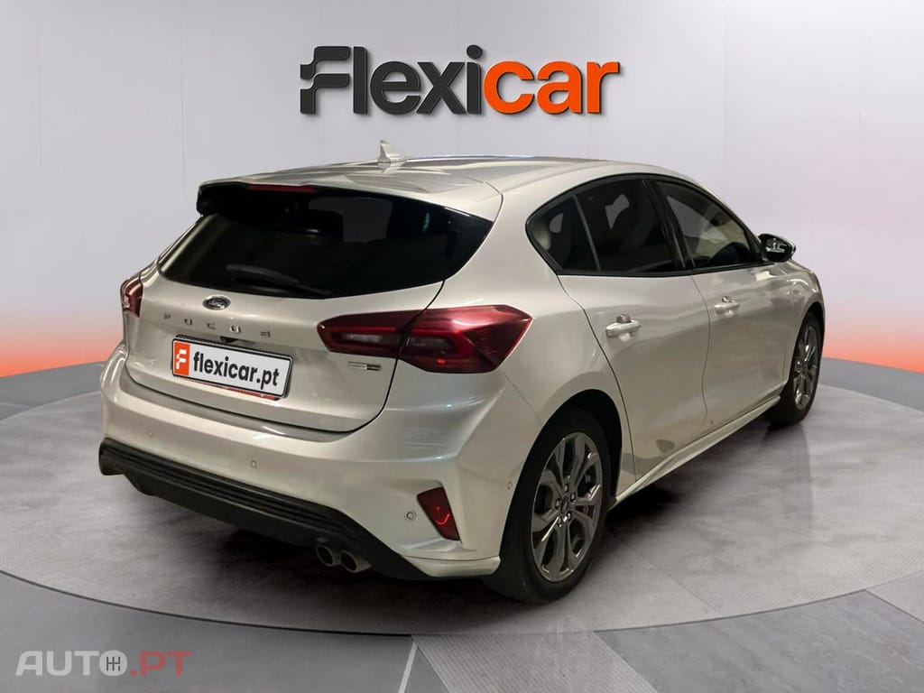 Ford Focus 1.0 EcoBoost MHEV ST-Line