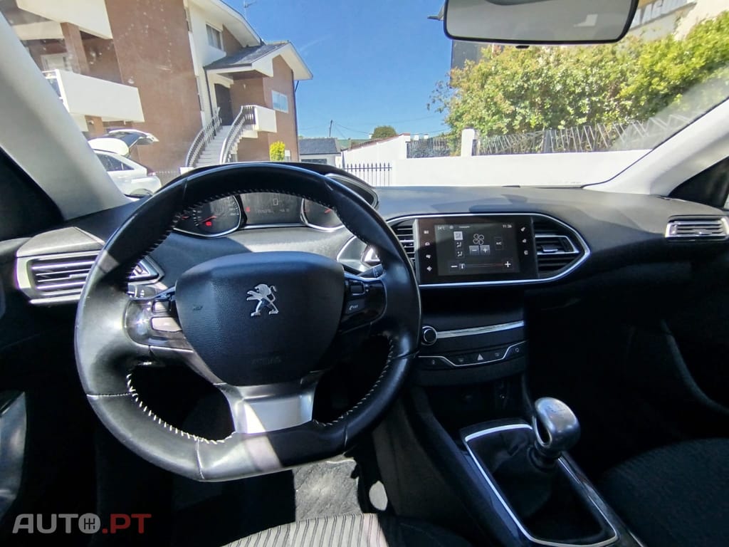 Peugeot 308 1.6 BlueHDi Allure