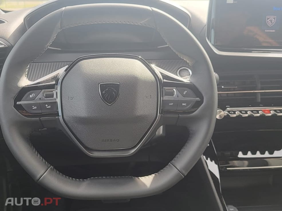 Peugeot E-2008 54 kWh Allure